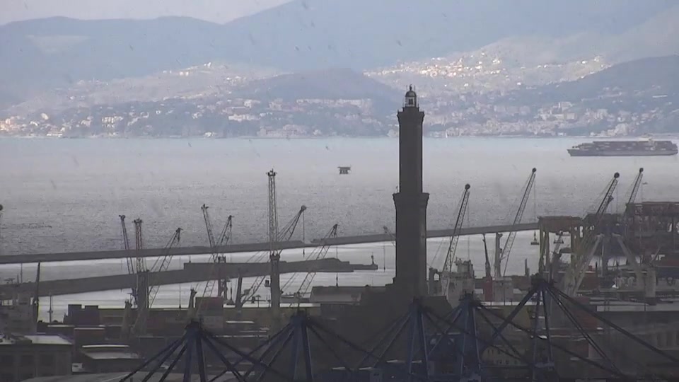 Ancora pioggia e vento di burrasca sulla Liguria, allerta arancione nel Levante