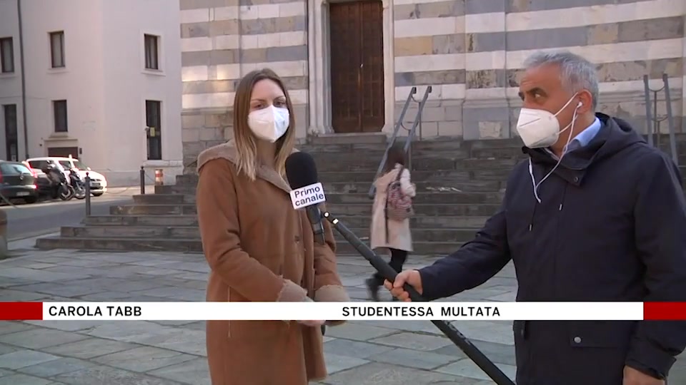 Genova, multata e daspata per una pizzetta mangiata davanti alla chiesa: 