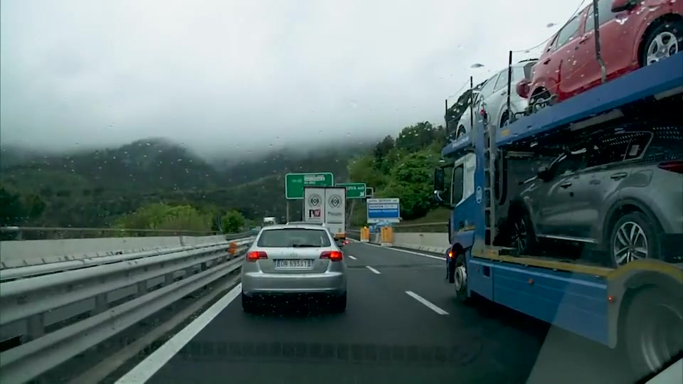 Restringimenti e scambi di carreggiata, il dramma di Autostrade in Liguria continua