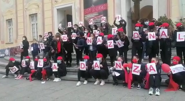 #salviamoladanza, il flash mob delle scuole di danza a Genova 