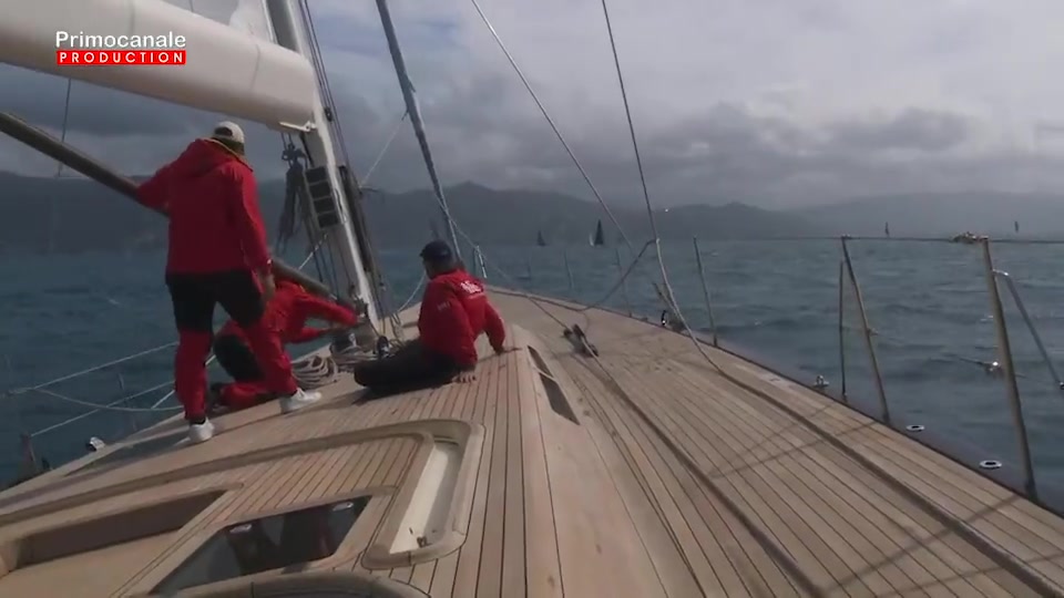 Regate di Portofino, si accende lo spettacolo nel campo di gara