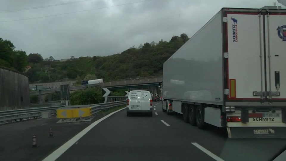 Genova, la galleria non apre: viaggio nell'ingorgone dell'A10