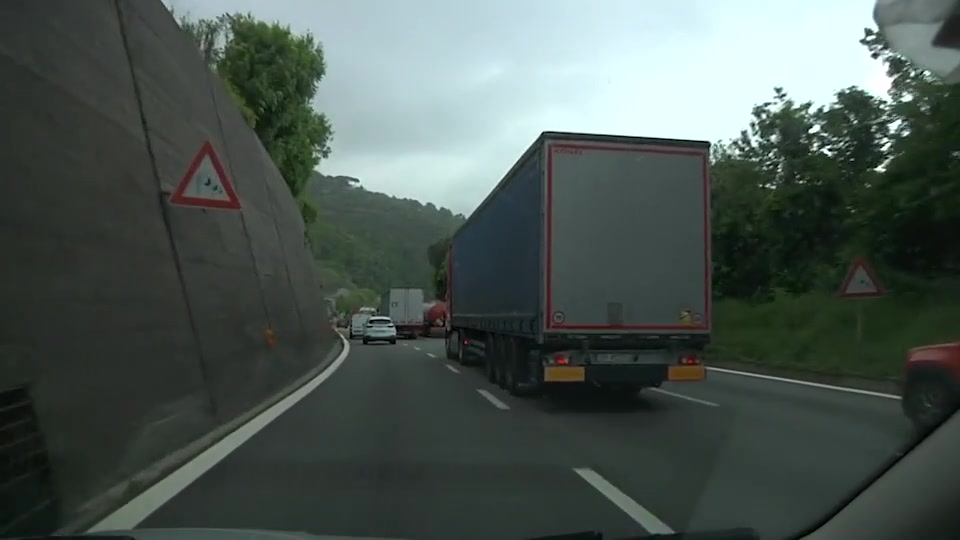 Caos autostrade, allarme Spedizionieri: 