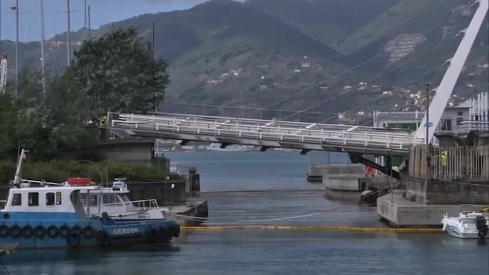 La Spezia, continuano le indagini  sul crollo del ponte mobile della Darsena di Pagliari