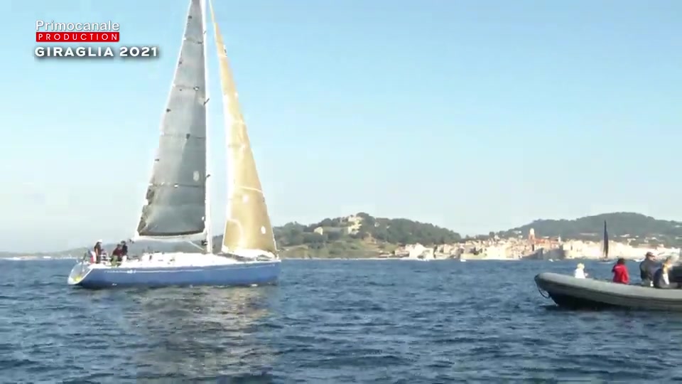 Giraglia 2021, la Saint Tropez-Sanremo e lo spettacolo delle barche a vela nel Mar Ligure