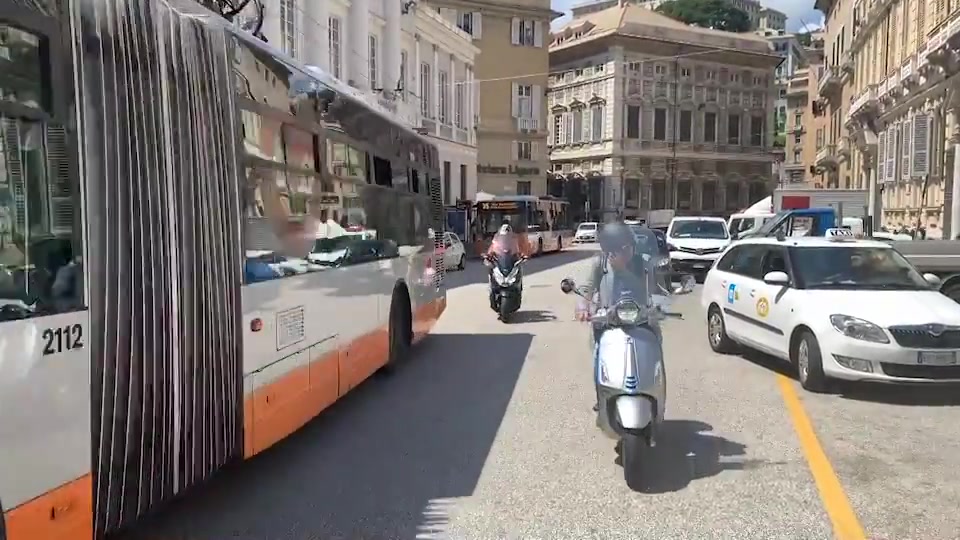 Il progetto per Genova: ztl in piazza Fontane Marose entro l'anno