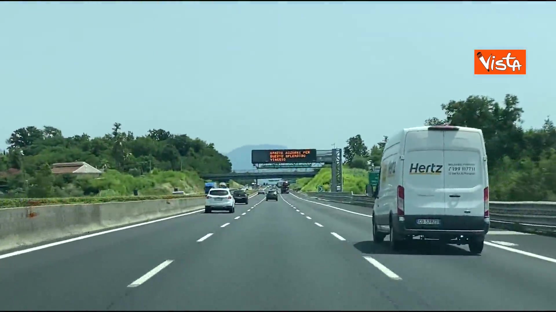 Autostrade, in Liguria cantieri e code ma in A1 spunta il cartello: 