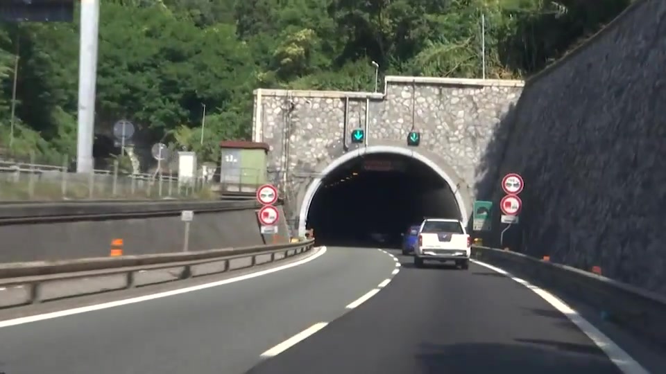 Stop in A10 per lavori tra Genova Ovest e Prà: è rivolta contro Autostrade