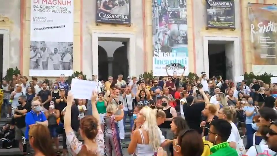 Green pass: 1 settembre giorno più lungo, misure su scuola e trasporti, proteste annunciate nelle stazioni ferroviarie