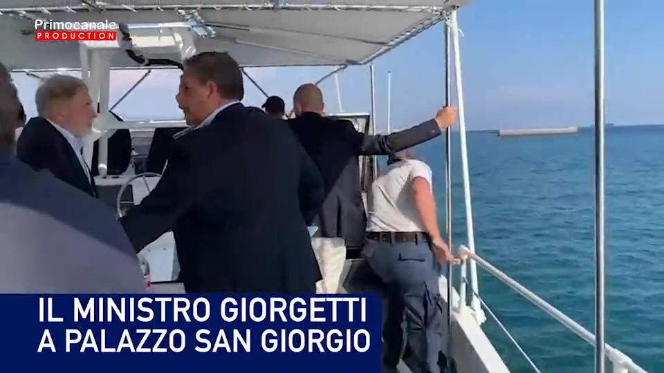 Il Ministro allo sviluppo economico Giorgetti a Palazzo San Giorgio