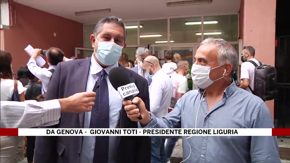 Genova, grembiuli e maxi fiocchi al collo: i ricordi delle elementari di Toti, Cavo e il secchione Bucci