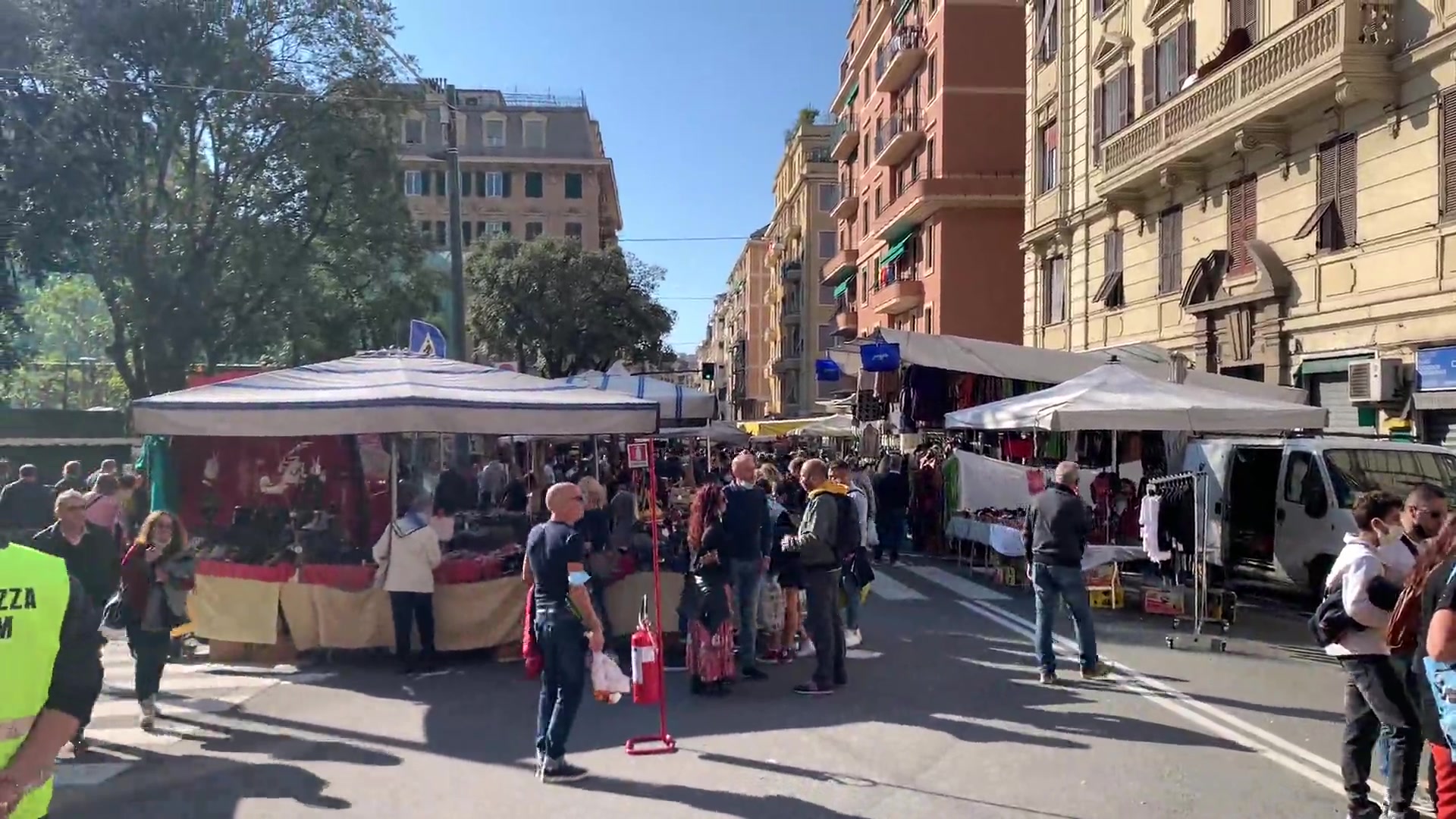 Genova si riappropria della Fiera di Sant'Agata: venti mesi dopo è la festa della ritrovata normalità