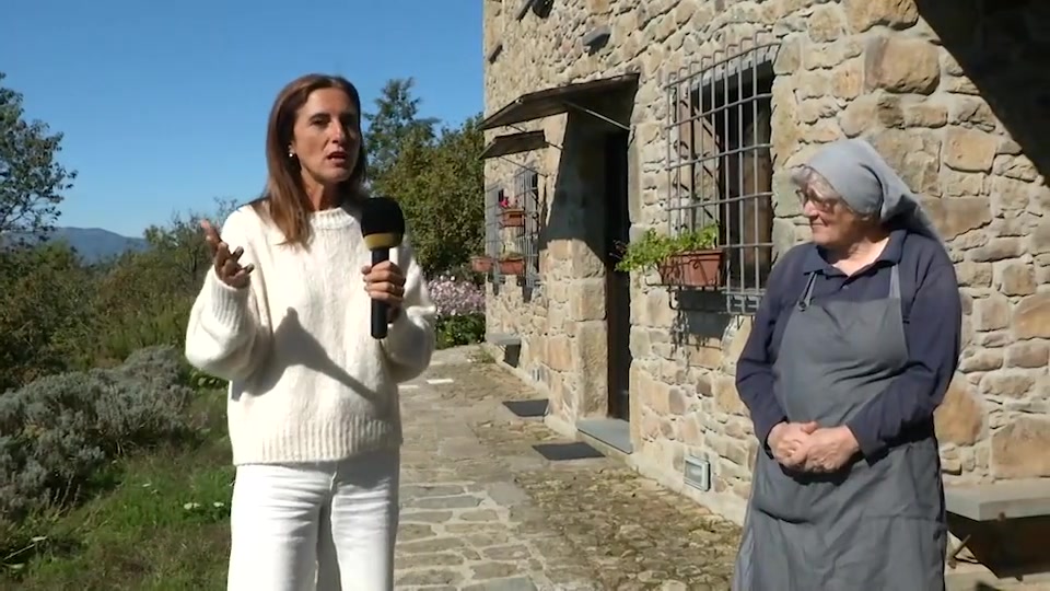 Suor Patrizia, prigioniera nell'eremo di Buto per colpa di una lite sulla strada