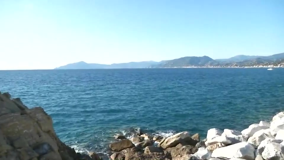 Tragedia a Sestri Levante: muore apneista travolto da una barca