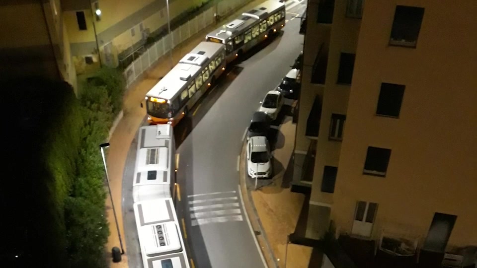 Con la Ztl a Nervi tutti gli autobus fanno capolinea in un'unica via, la denuncia dei residenti